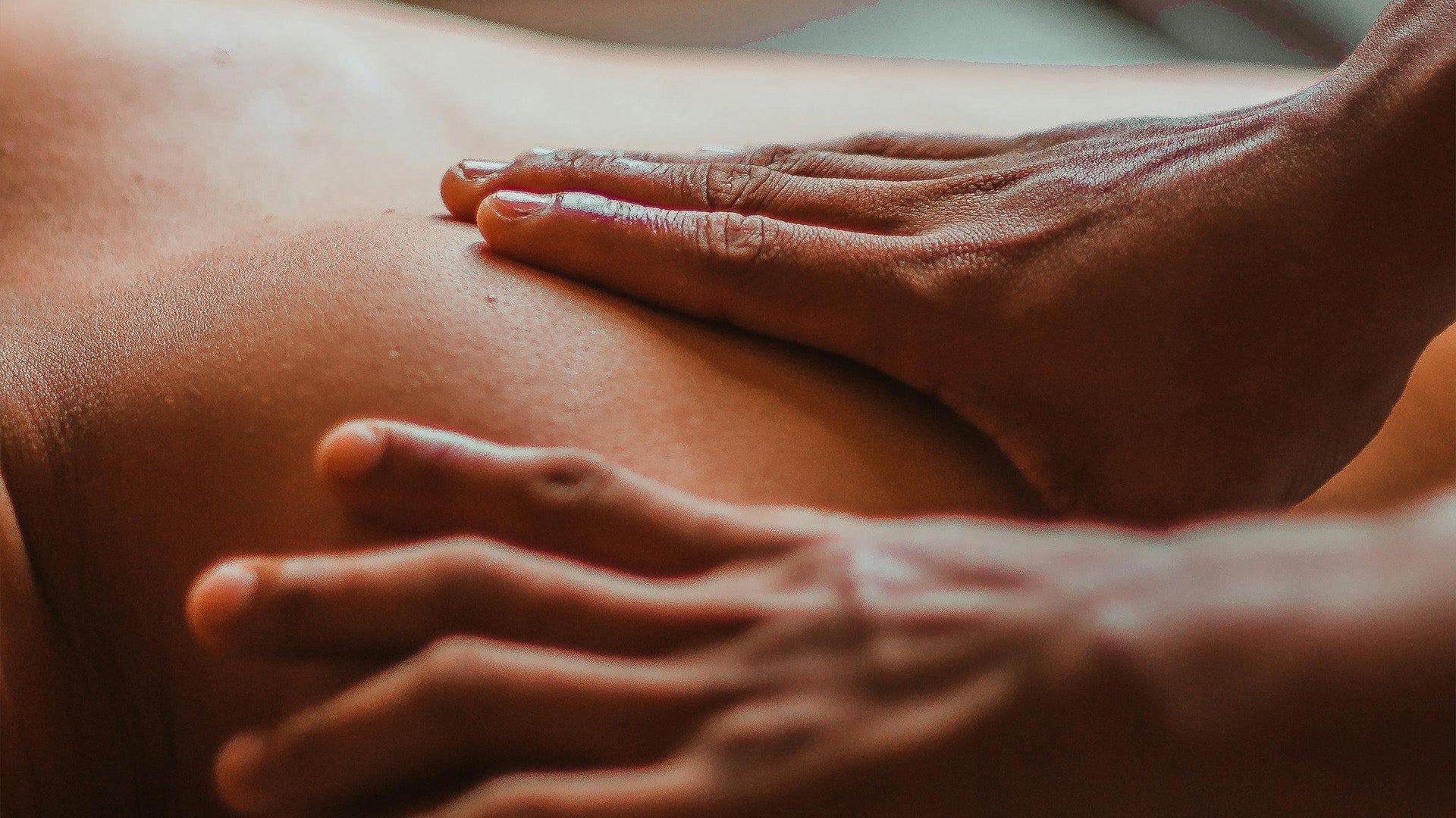 10 of the best massage oils, according to aromatherapy experts