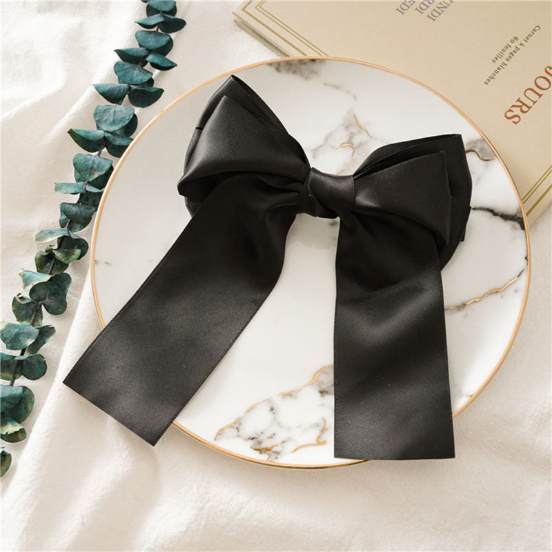 Satin Mini Bow in Black